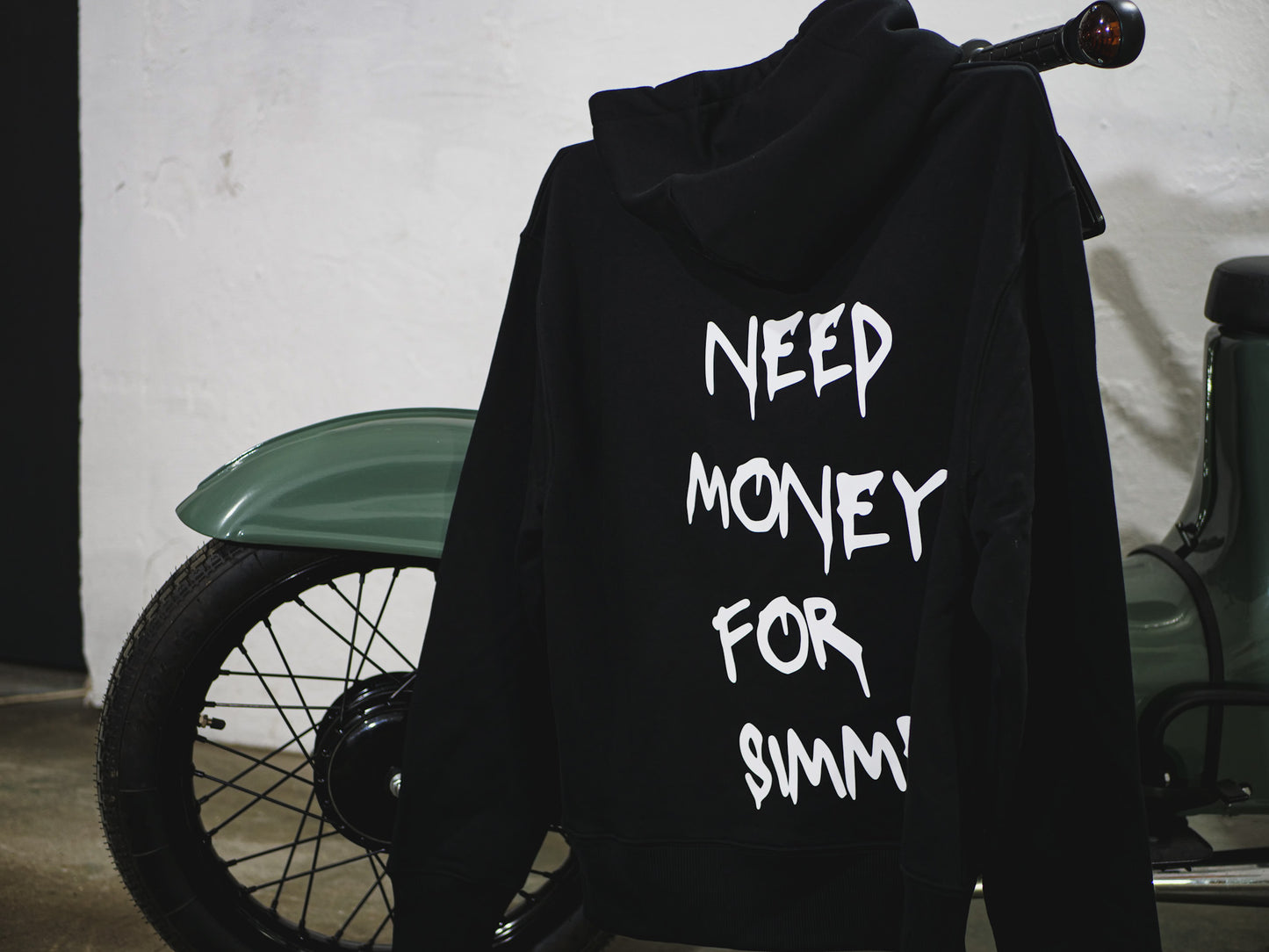 Need money for 2-takt Hoodie