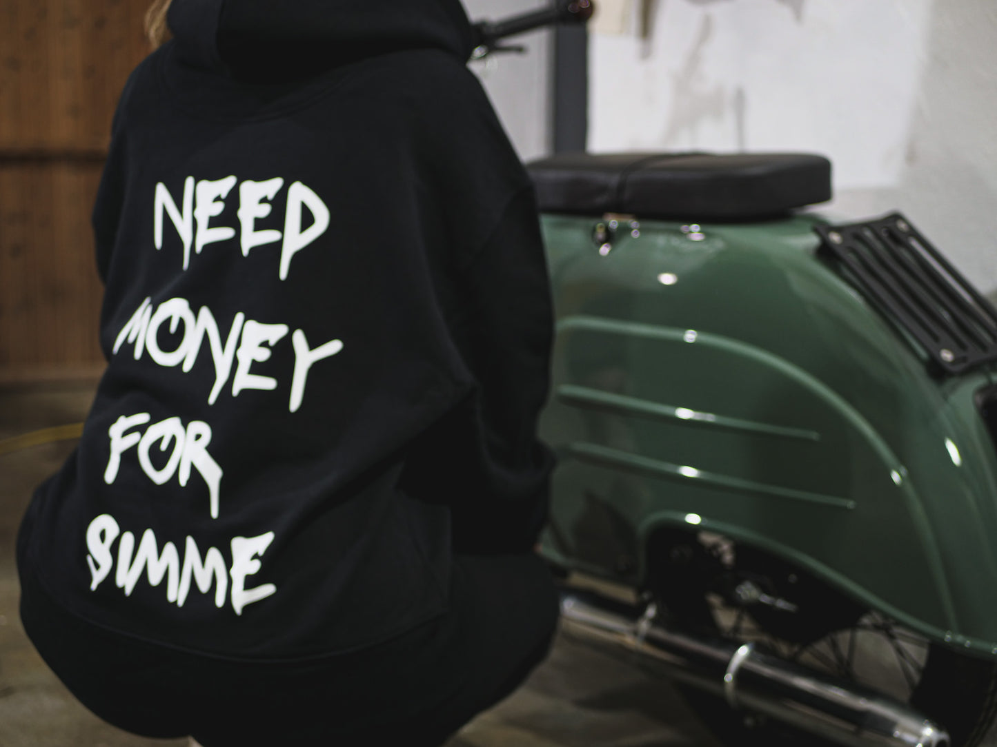Need money for 2-takt Hoodie