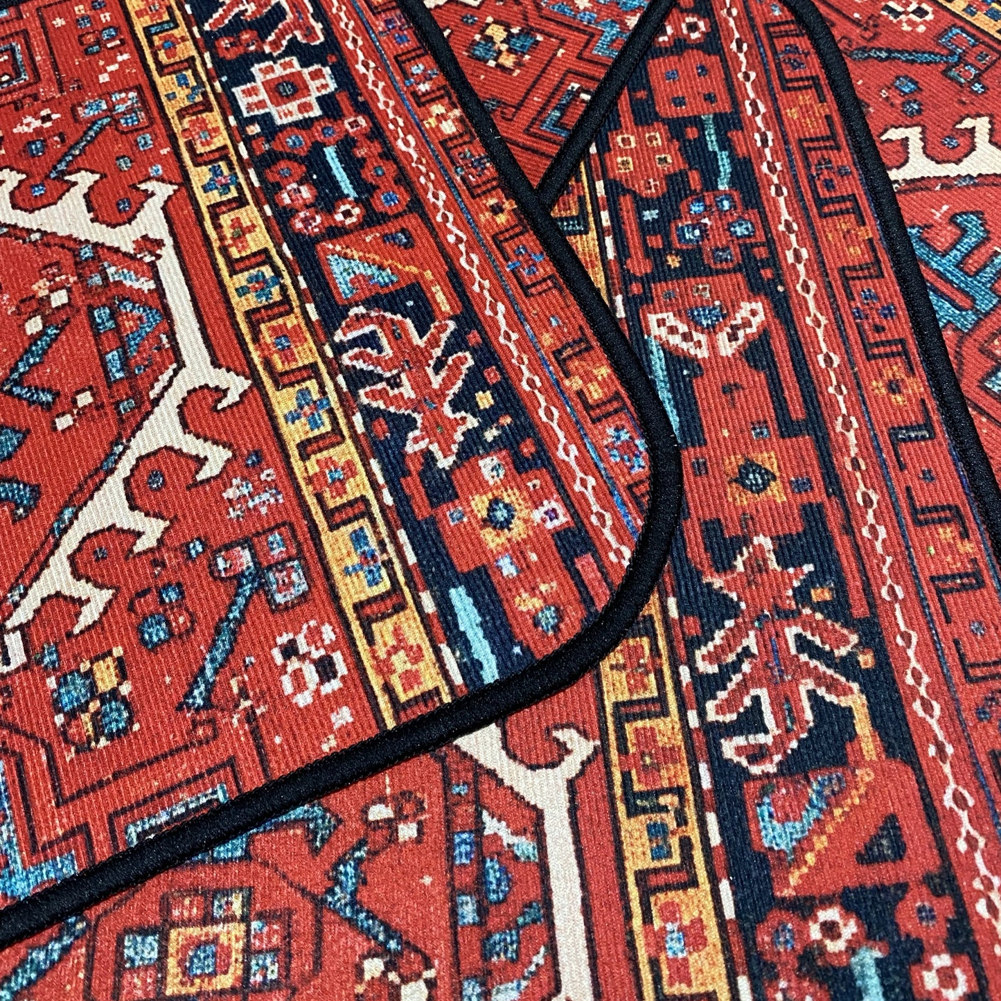 Vintage Autofußmatten rot im Perser-Teppich-Look – 4-teilig & universal